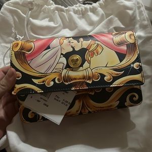 versace limited wallet on chain